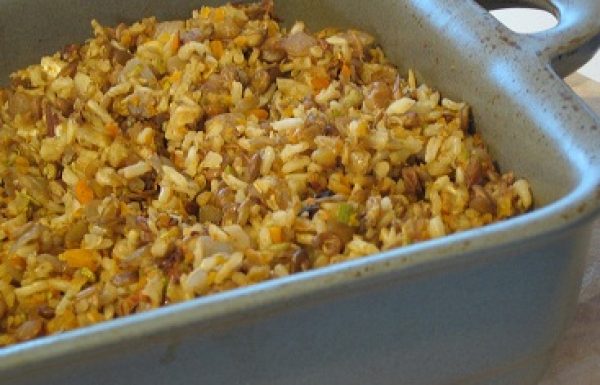 אורז עם עדשים ואגוזים בתנור